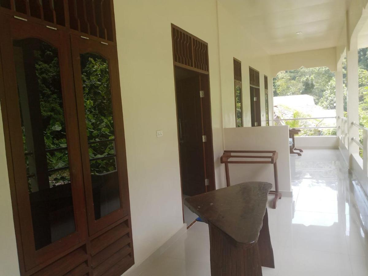 Raja Guest House - Jungle Trekking & Tours Bukit Lawang Sumatra Εξωτερικό φωτογραφία