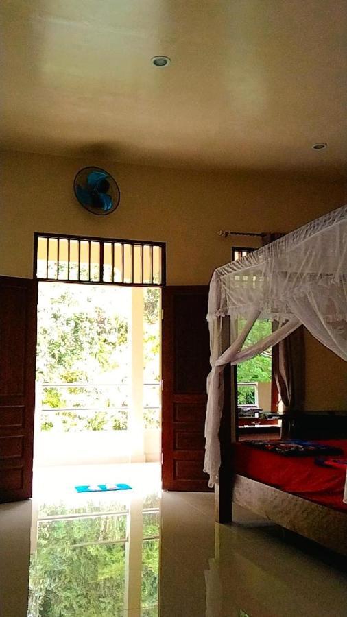 Raja Guest House - Jungle Trekking & Tours Bukit Lawang Sumatra Εξωτερικό φωτογραφία