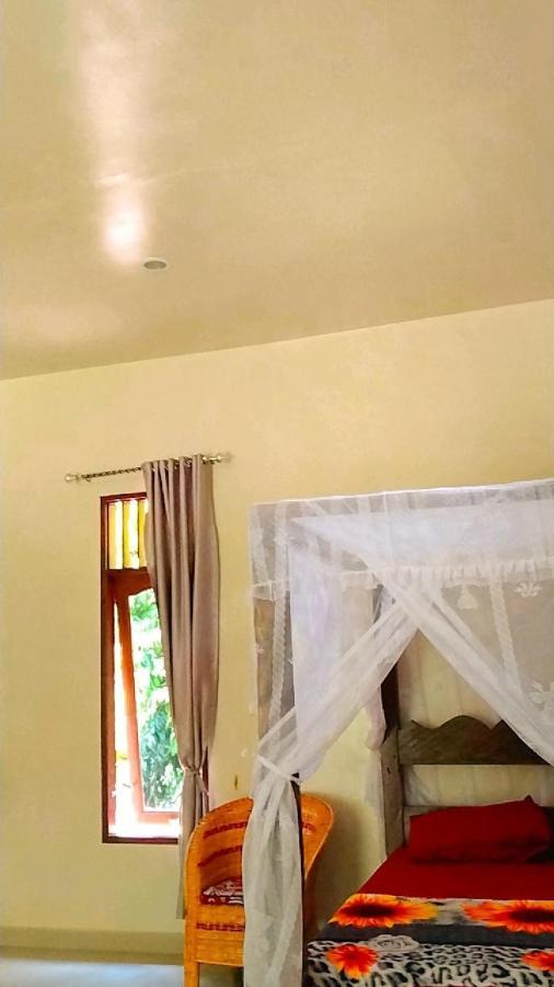 Raja Guest House - Jungle Trekking & Tours Bukit Lawang Sumatra Εξωτερικό φωτογραφία